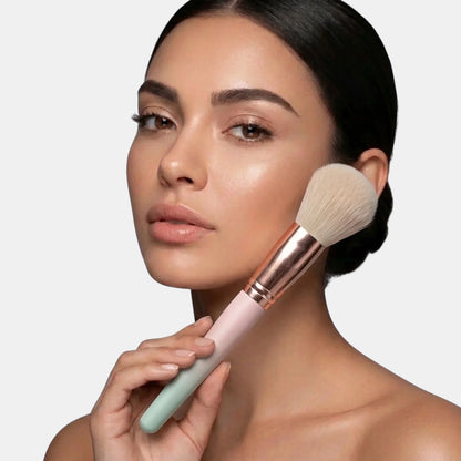 The Liquid Luxe Brush
